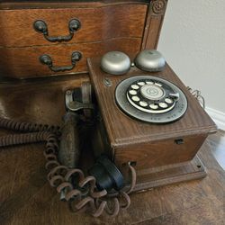 Vintage Western Electric Telephone 