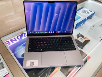 MacBook Pro M2 Pro 16gb ram 512GB SSD
