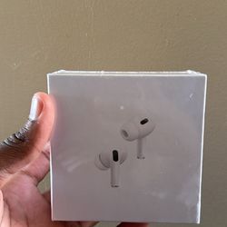 (BRAND NEW SEALED !!) AirPods Pro 2nd Generation 100$