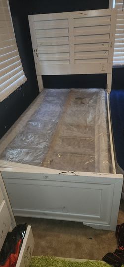 Twin Bed Wood