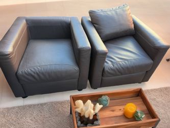 Original Minotti Hamilton Armchair - missing one back/seat cushion