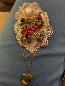 Ladies pin jewelry