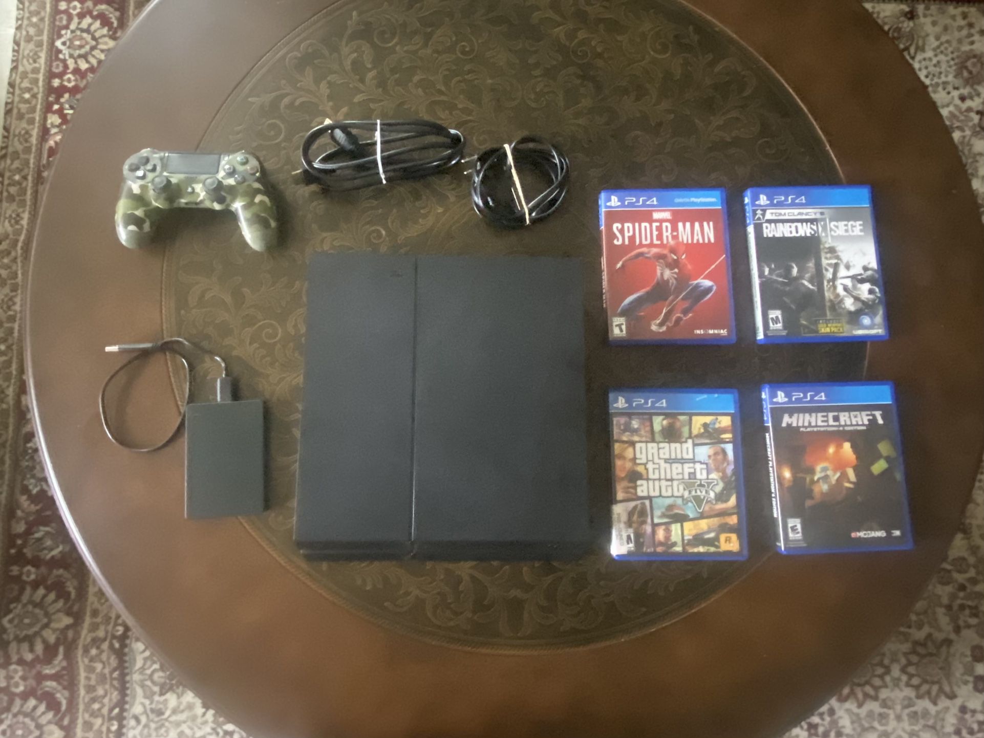 Ingen måde Forkludret Natur PS4 Includes 4 Games, 1TB Storage, One Controller, HDMI CABLE with Power  Cable for Sale in Irvine, CA - OfferUp