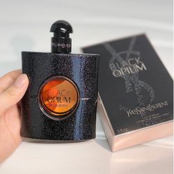 Authentic Yves Saint Laurent Black Opium Eau de Parfum 90ml – Original Box – Excellent Condition