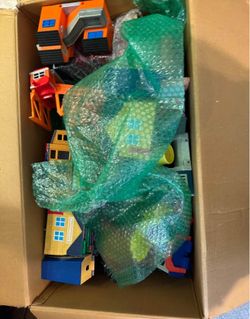 Train Tracks Set And Accessories