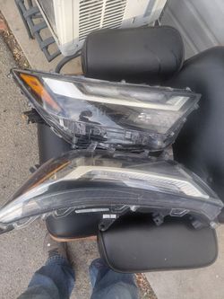 Rav4 2021-2024 Headlight Assembly Pair