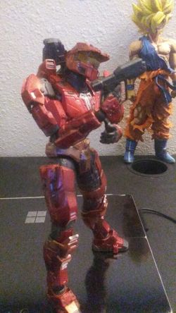 Play arts kai halo
