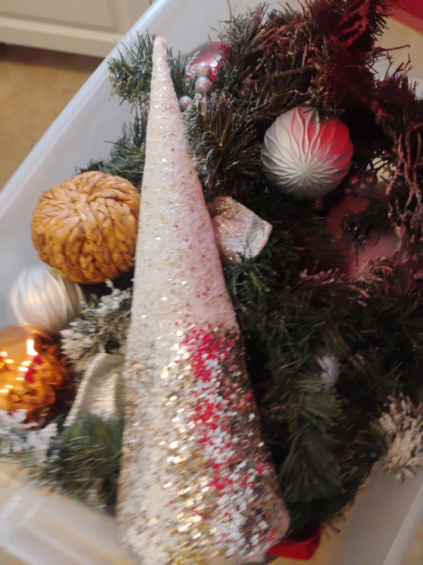 Christmas tree decoration