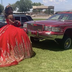 Quinceañera DRESS FOR SALE 500 