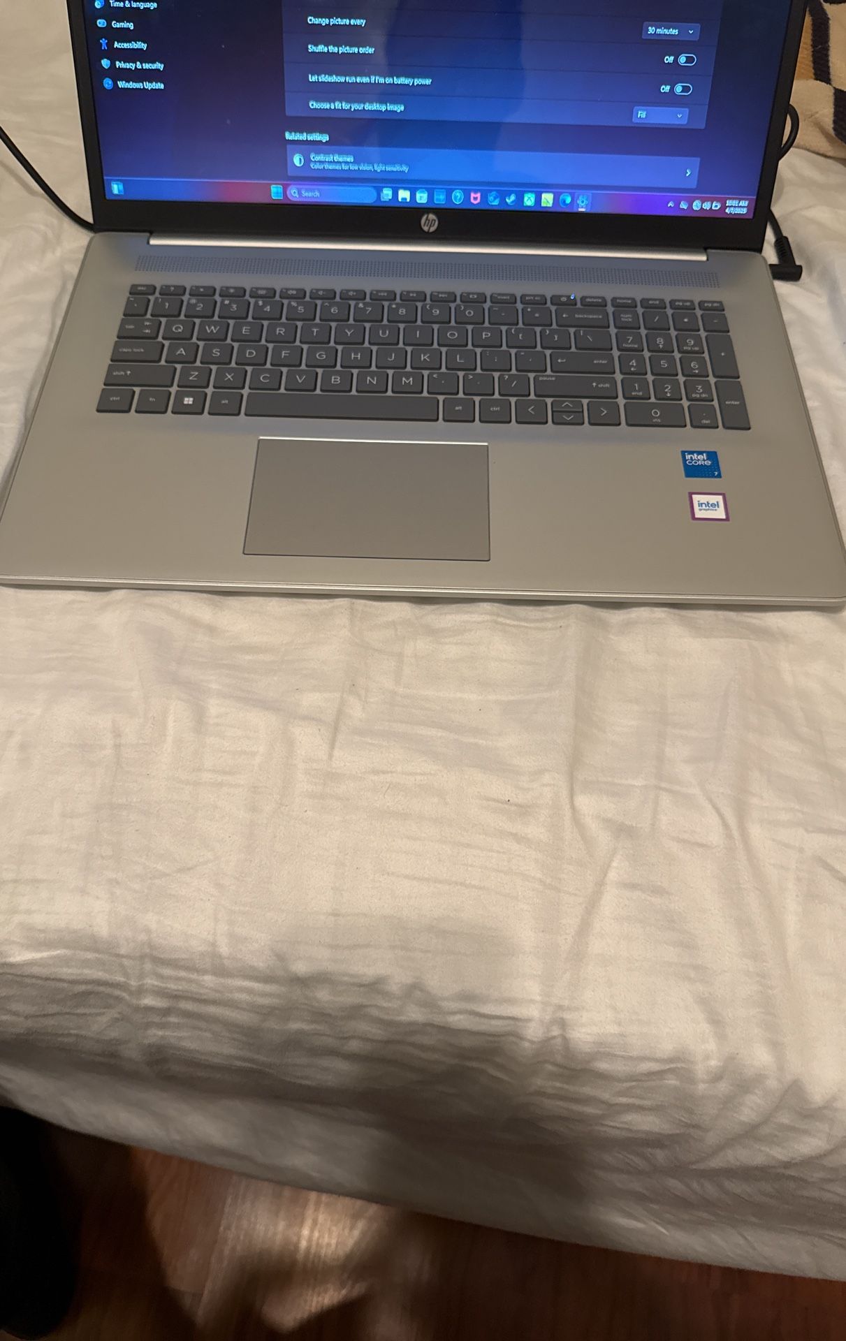 HP Laptop17- Cn4065cl