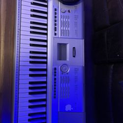 Yamaha Portable Grand Keyboard Dgx 205