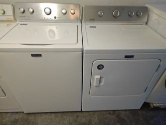 WASHER AND DRYER SET MAYTAG