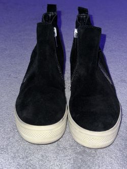 Steve Madden black suede wedge sneaker 8.5