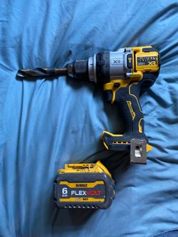 20V MAX XR Cordless Brushless 3-Speed 1/2 in. Hammer Drill with 20v/60v flex volt battery