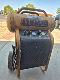 Dealt air compressor