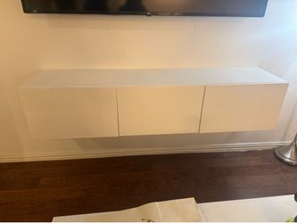 IKEA Besta TV stand w/doors (Glossy)