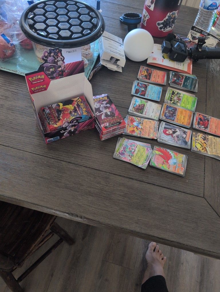 Pokemon Cards Destined Rivals