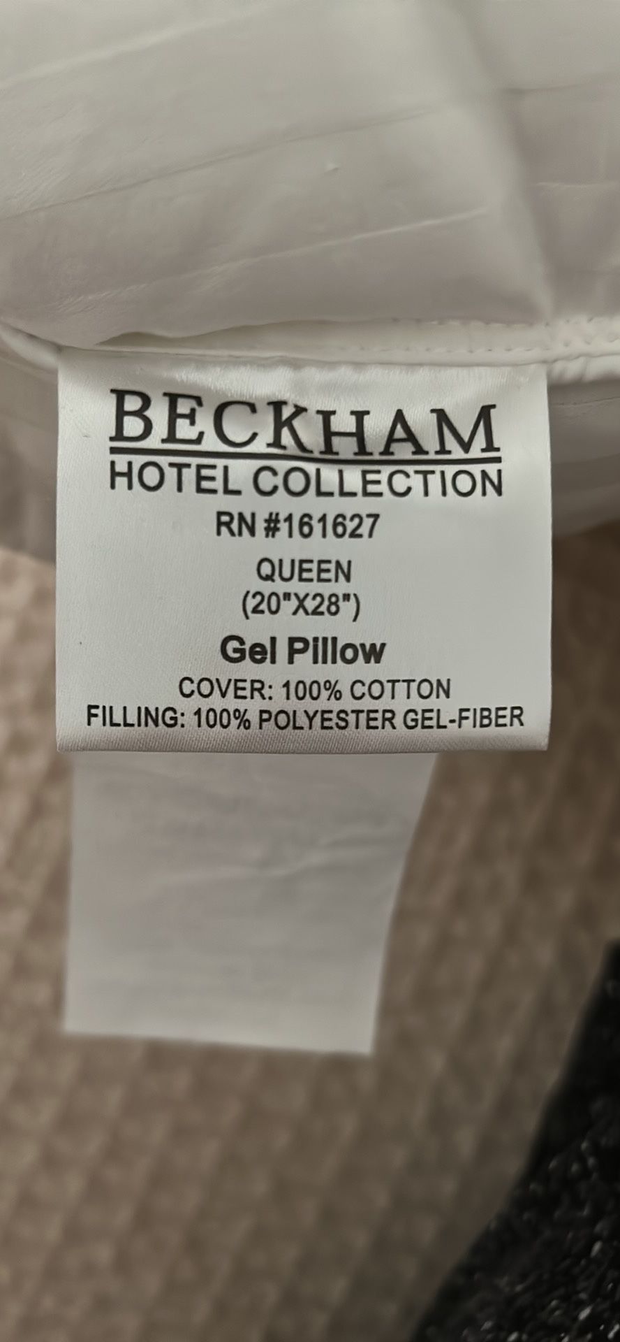 2 New Beckham Hotel Collection Down Alternative Queen Pillows for Sale in  Mesa, AZ - OfferUp