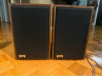 EPi 70c Speakers (Like New)