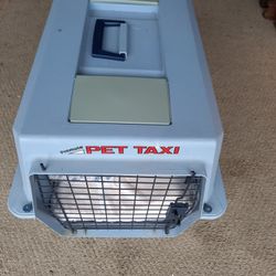 PET  CARRIER