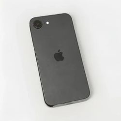 iPhone 16e [Black]