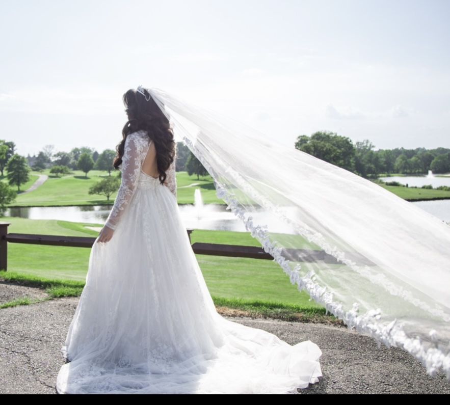 wedding dress, long veil and skirt