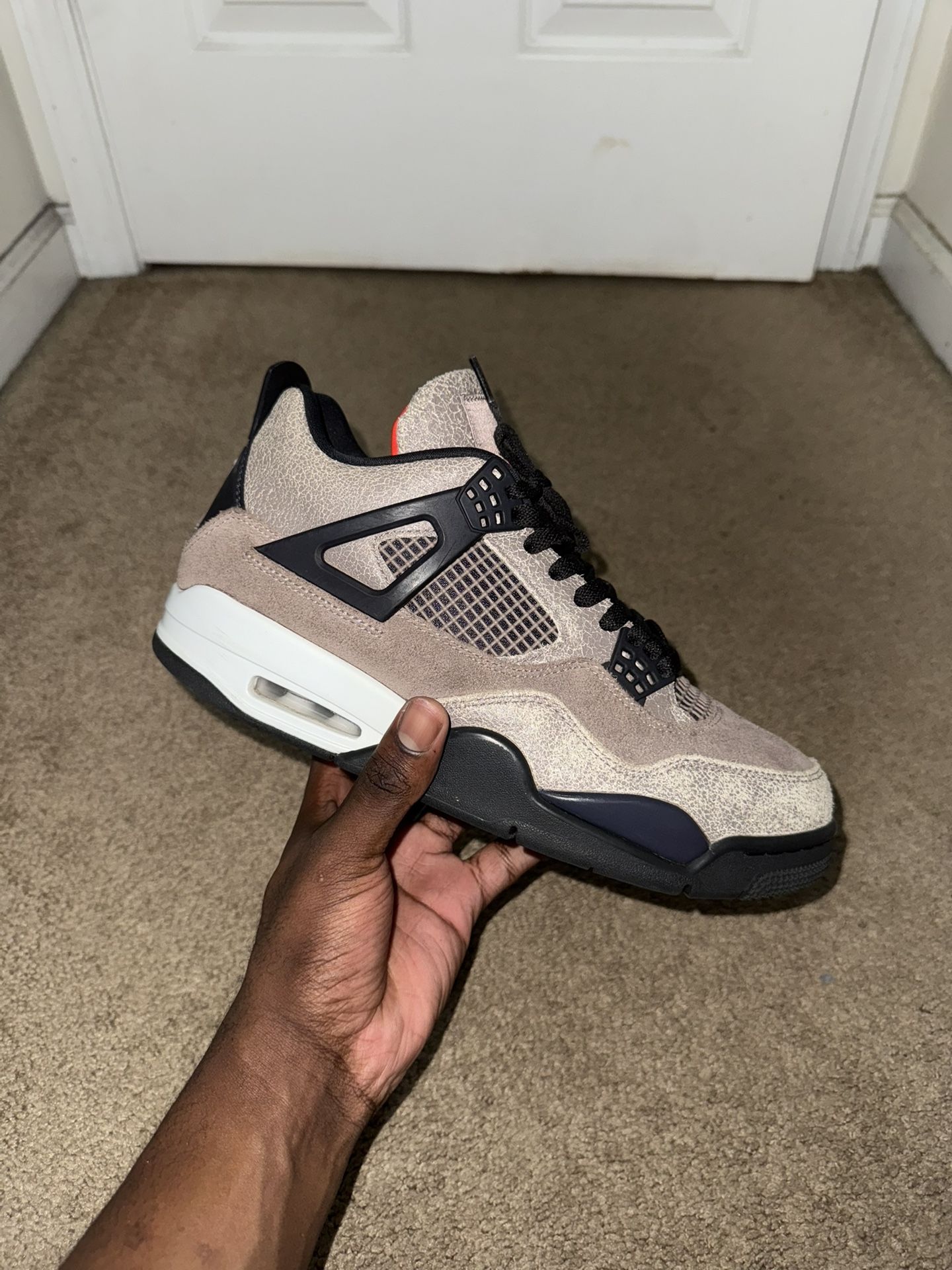 Jordan 4 Taupe Haze Size 10.5 $150‼️