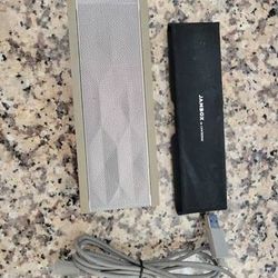 JAWBONE JAMBOX BLUETOOTH SPEAKER CASE AND POWER CORD
WORKS GREAT