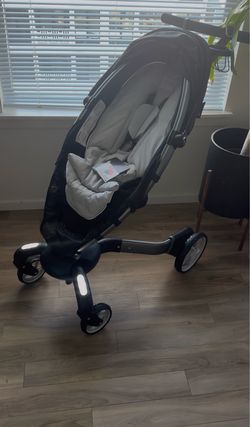Brand new, never used 4moms Origami stroller