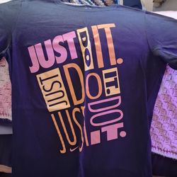 Women's T shirt small