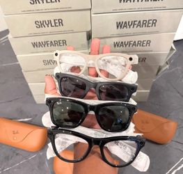 Meta glasses