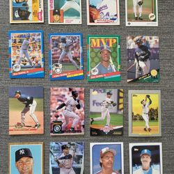 Baseball Hall of Famer Baseball Card Lot of 30 DIFFERENT Ken Griffey Jr Nolan Ryan Derek Jeter MINT 