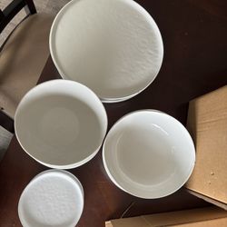 Crate And Barrel Dinning Set