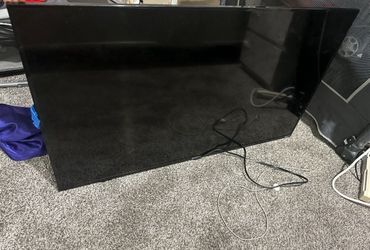 $100 Westinghouse 43 inch Thin Trim 4K HD Roku TV