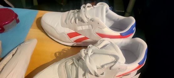Reebok . Size 10.
