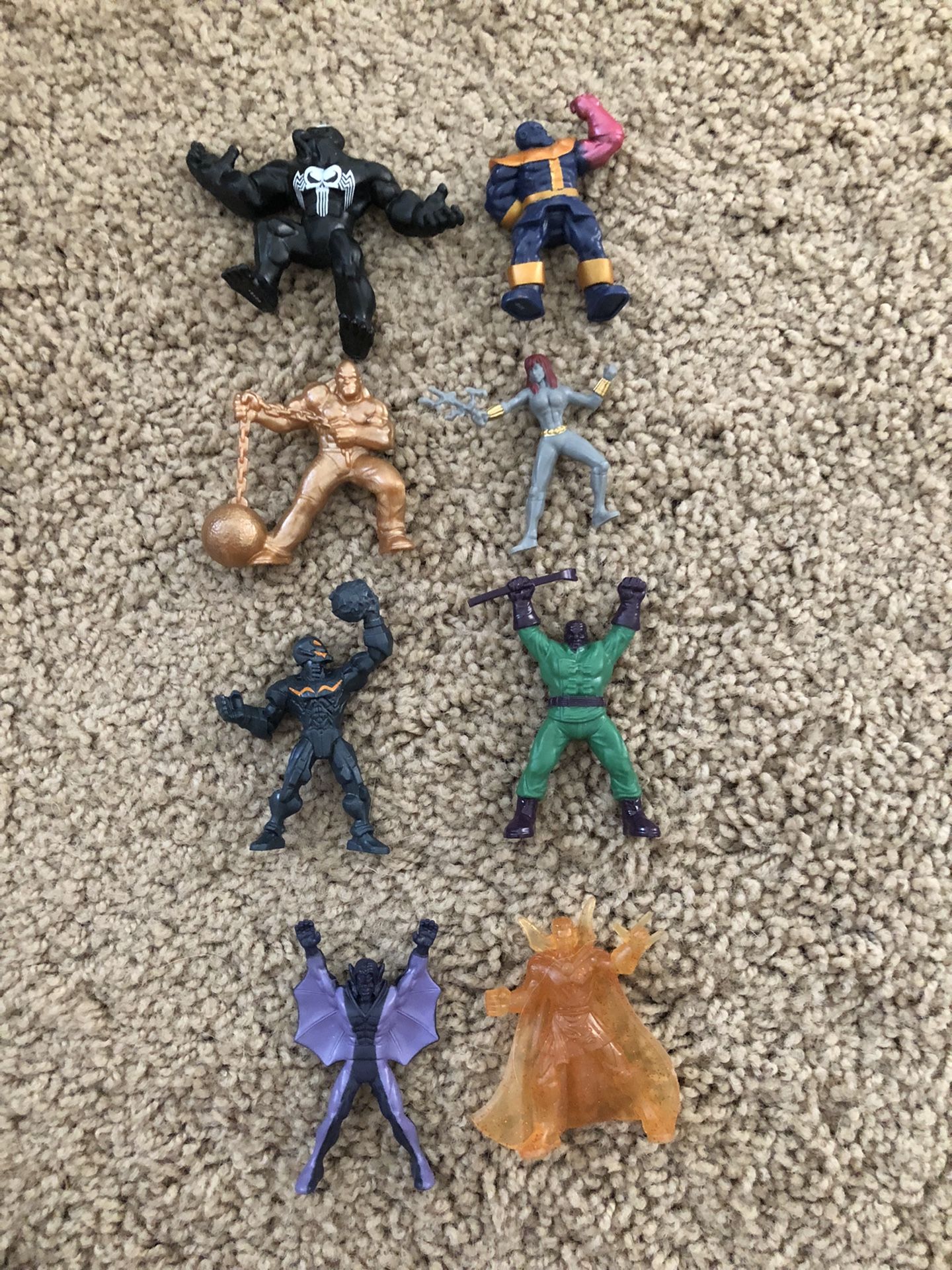 8 Different Marvel 500 figures