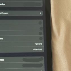 iPad 8th Gen 128GB Wi-Fi – Great Condition!