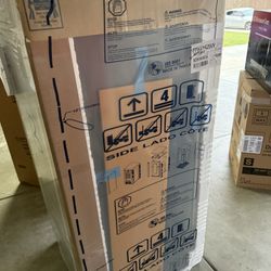 FRIGIDAIRE Refrigerator