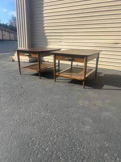 Pair Mid Century Modern End Tables.