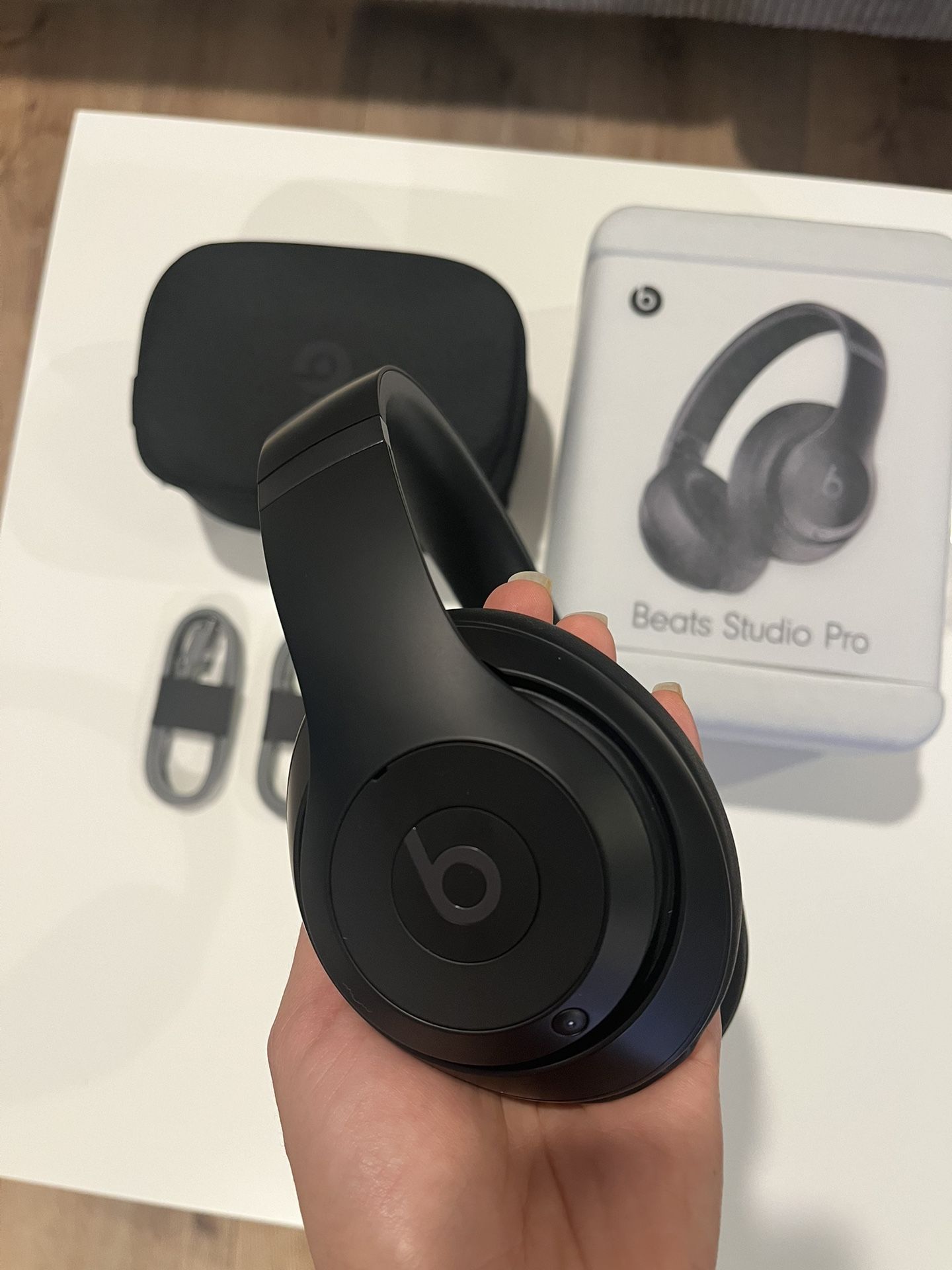 Beats Studio Pro