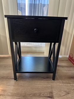 2 Black Nightstands