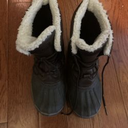 Cute snow Boots - Size 3