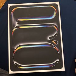 iPad Pro M4 Wi-Fi + Cellular 