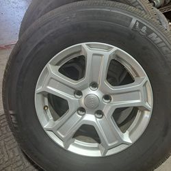 Used 5 Wheels And Tires Jeep Wrangler 