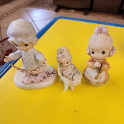 Precious Moments Figurines 10 For All