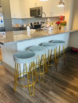 Set of 4 Bar Stools