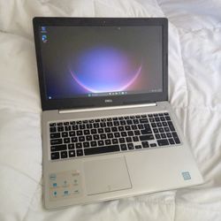 Laptop DELL Inspiron 15 15" INTEL 1Tera HD  Windows 11 LIKE NEW And Charger  INCLUDED