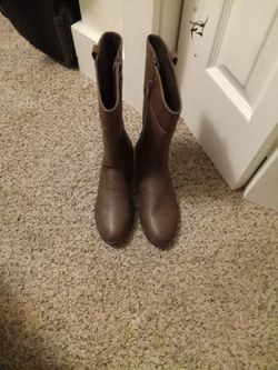 Women Brown Boots