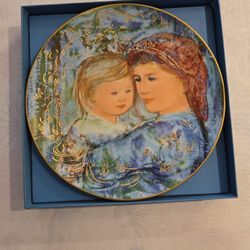 Edna Hibel Mother's Day Plate Collection  1991