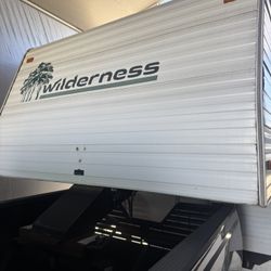 1996 Fleetwood Travel Trailer 